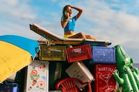 Summer-Forward Tech Accessories Image 4