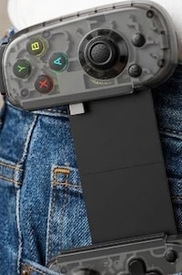 Dual-Position Smartphone Controllers Image 2