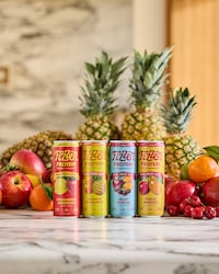 Sparkling Protein Drinks Image 2