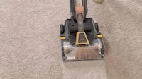 Maneuverable Upright Carpet Cleaners Image 2