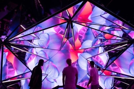 Multisensorial Metropolitan Installations