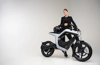 Modern Urbanite Electric Motorcycles Image 3