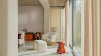 Garment-Inspired Lounge Chairs Image 2