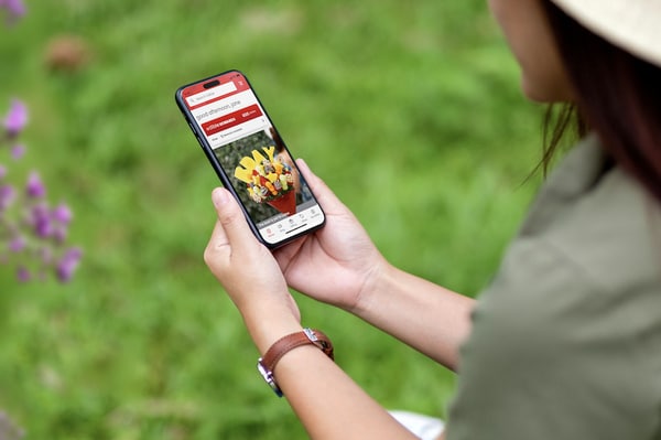 Personalization-Focused Gift Services