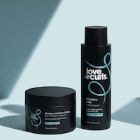 Curl-Focused Branding Strategies Image 1