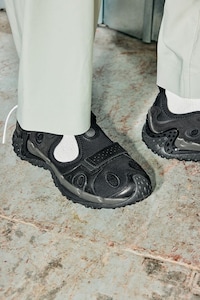 Camouflage Trail Footwear Image 2