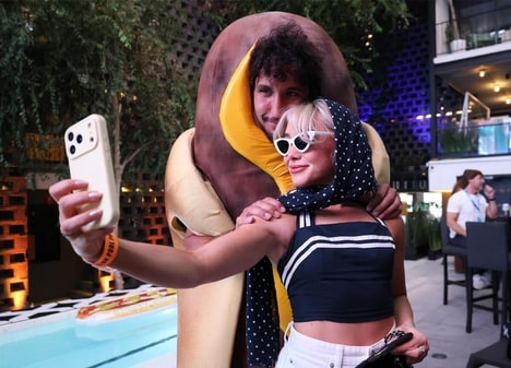 Costumed Fan Stunts