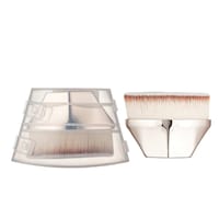 Versatile Makeup Brushes Image 3