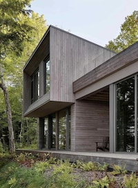 Hillside Lakeside Houses Image 2