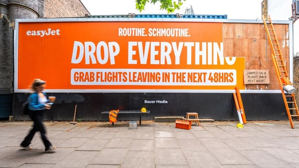 Last-Minute Travel Campaigns