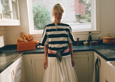 Candid Home Life-Inspired Campaigns