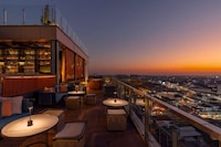 Immersive Sky Bar Dining Image 3