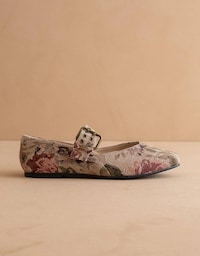 Tapestry-Inspired Ballet Flats Image 3