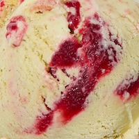 Berry-Forward Ice Creams Image 5