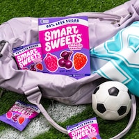 Reduced-Sugar Fruit-Flavored Snacks Image 2