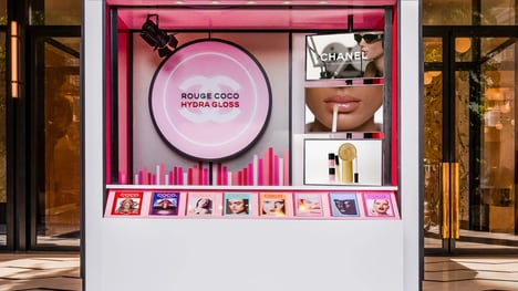 Luxurious Lip Gloss Kiosks