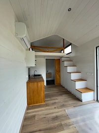 Minimalist Couple-Friendly Tiny Homes Image 2