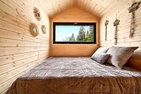 Luxe Loft-Free Tiny Homes Image 8