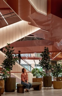 Curved Mall Interiors Image 2