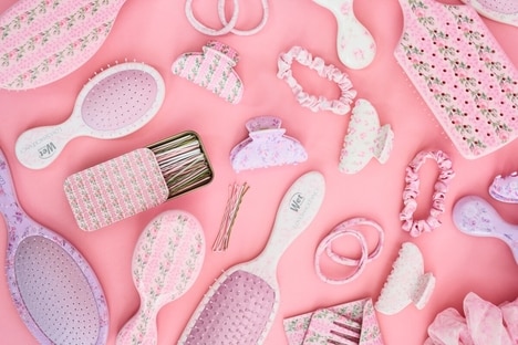 Collaborative Adorable Hair Accessories
