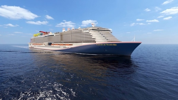 Next-Gen Cruise Dining Experiences