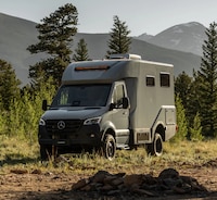 Vacuum-Infused Molding Camper Vehicles Image 2