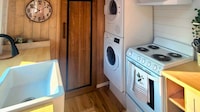 Family-Suited Tiny Homes Image 3