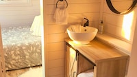 Family-Suited Tiny Homes Image 6