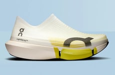 One-Piece Marathon-Minded Sneakers