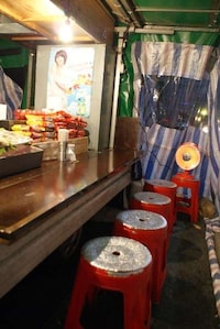 Urban Dining Tents Image 7