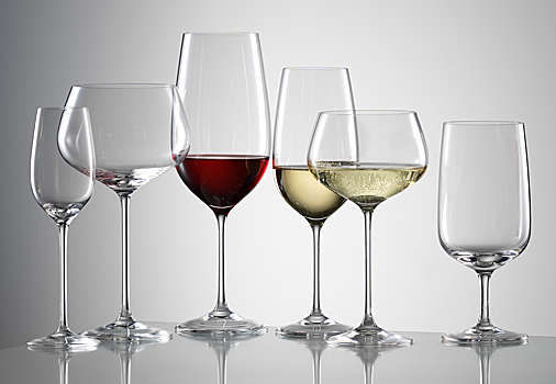 Aerating Wine Glasses