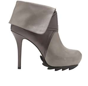 Heavy Tread Heels