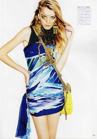 Alien Shoe Editorials Image 6
