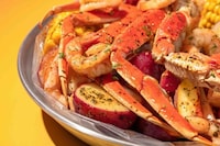 Extensively Customizable Seafood Menus Image 4