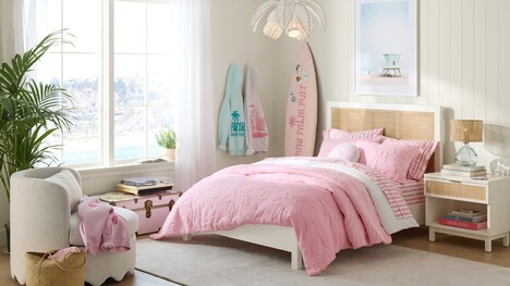 Coastal Teen-Targeted Decor