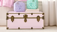 Coastal Teen-Targeted Decor Image 5