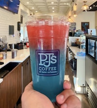 Shimmering Independence Day Lemonades Image 1