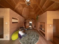 Web-Inspired Homes Image 2