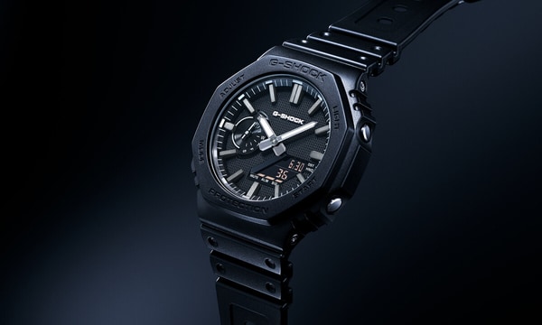 Effortlessly Elegant All-Black Watches