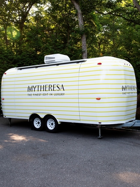 Mobile Luxury Boutiques