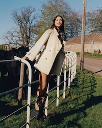 Countryside-Inspired Fashion Campaigns Image 4