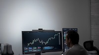 Reactive Workstation Light Systems Image 6