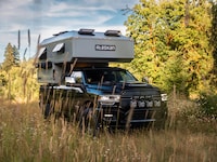 Lightweight Truck Campers Image 3