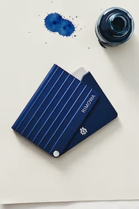 Aluminum Blue Luggage Collection Image 2