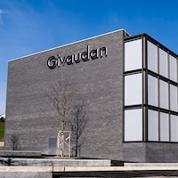 Precision Fragrance Encapsulation Image 1