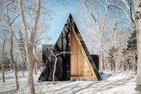 Modern Temple-Like Wellness Sanctuaries Image 4