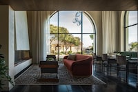 Sophisticated Hotel Interiors Image 2