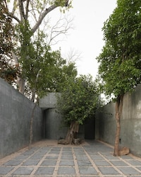stunning brutalist grottos Image 4