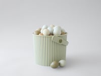 Egg-Inspired Gardener Accessories Image 2
