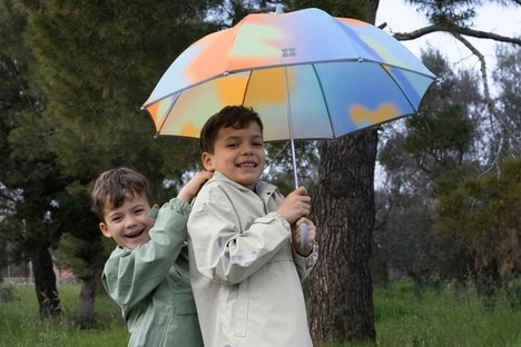Meteorologist-Designed Umbrellas